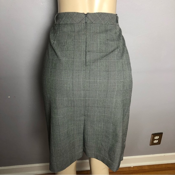 3 for $25 Black and White Glen Check Skirt - Picture 4 of 5